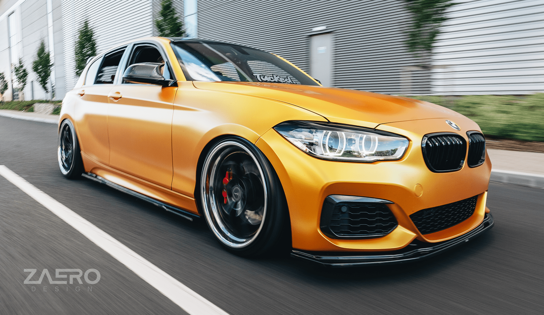 Luxe-23 ZAERO-DESIGN-EVO-1-FRONTSPOILER-FÜR-BMW-1ER-116i-118i-120i-125i-M135-F20-F21-LCI-FRONTLIPPE-SPOILER-FRONTSPLITTER-SPLITTER-BODYKIT-SCHWERT-SPOILERLIPPE-FRONT-LIPPE-SPOILERSCHWERT
