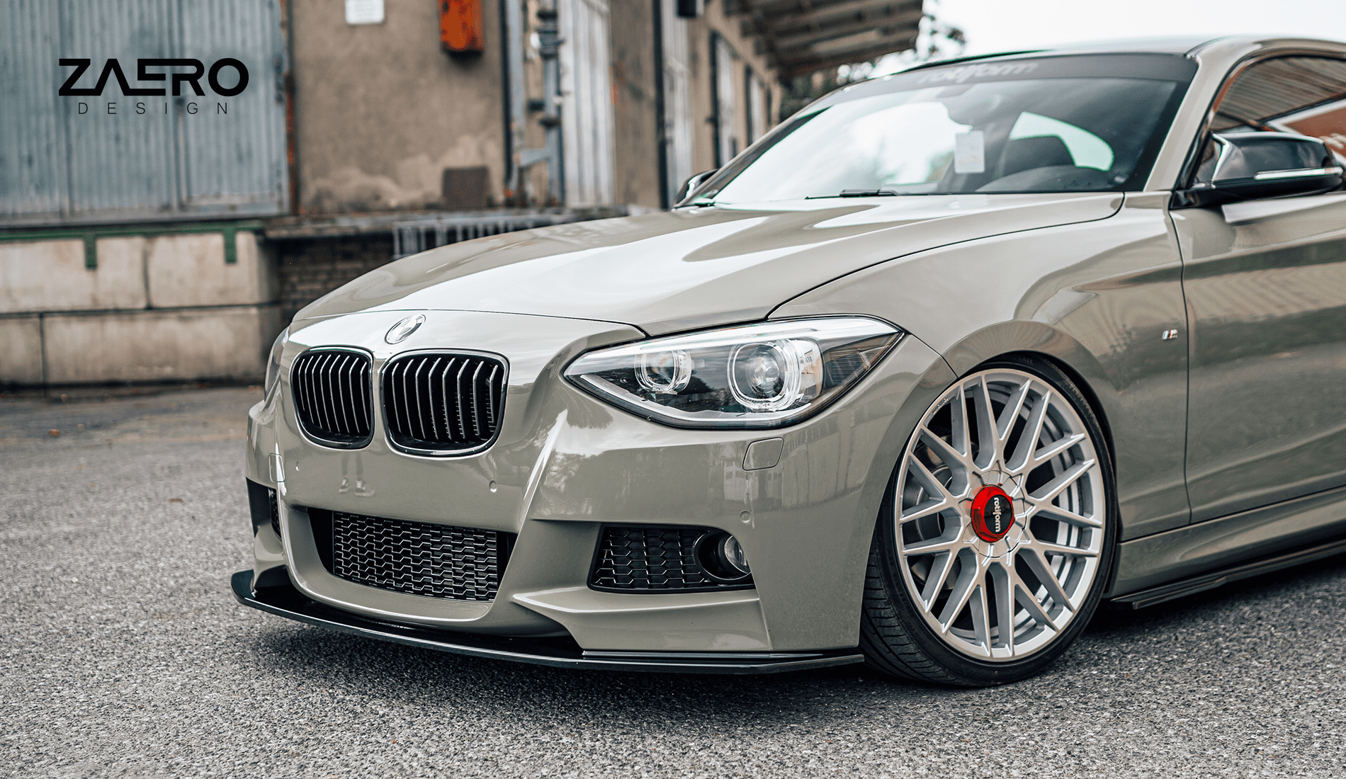 M135-29 ZAERO-DESIGN-EVO-1-FRONTLIPPE-FÜR-BMW-1ER-116i-118i-120i-125i-M135-F20-F21-PRE-LCI-FRONTLIPPE-SPOILER-FRONTSPLITTER-SPLITTER-BODYKIT-SCHWERT-SPOILERLIPPE-FRONT-LIPPE-SPOILERSCHWERT